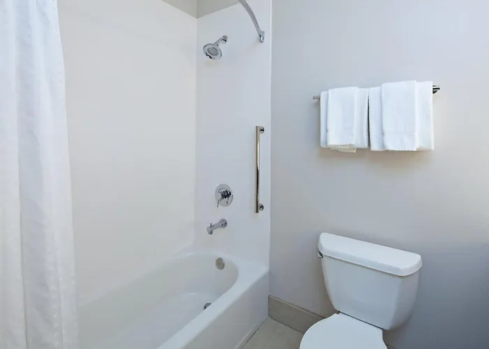 Express & Tucson North - Marana, By Ihg Hotel 2*