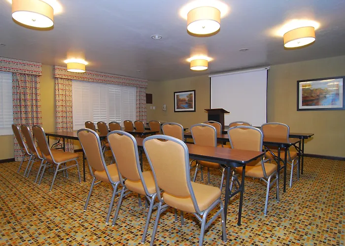 Express & Tucson North - Marana, By Ihg 2*
