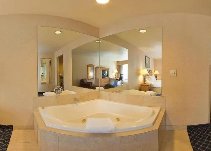 Express & Tucson North - Marana, By Ihg Hotel 2*