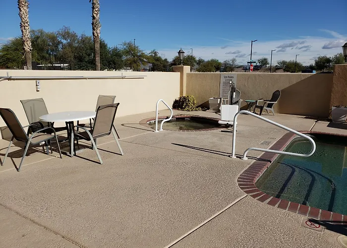 Express & Tucson North - Marana, By Ihg 2*
