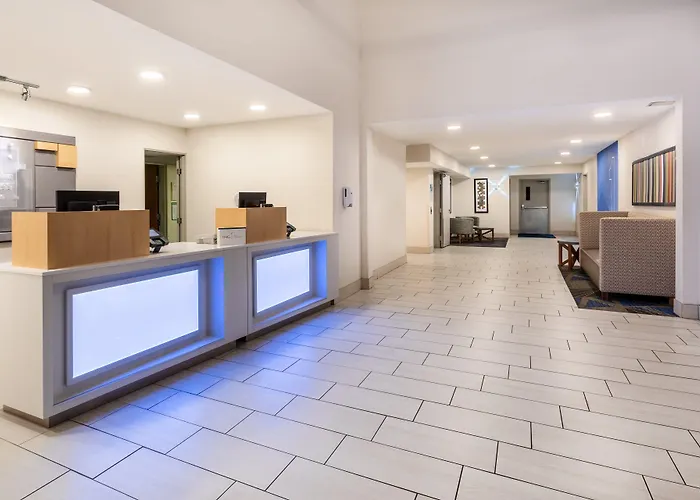 Express & Tucson North - Marana, By Ihg